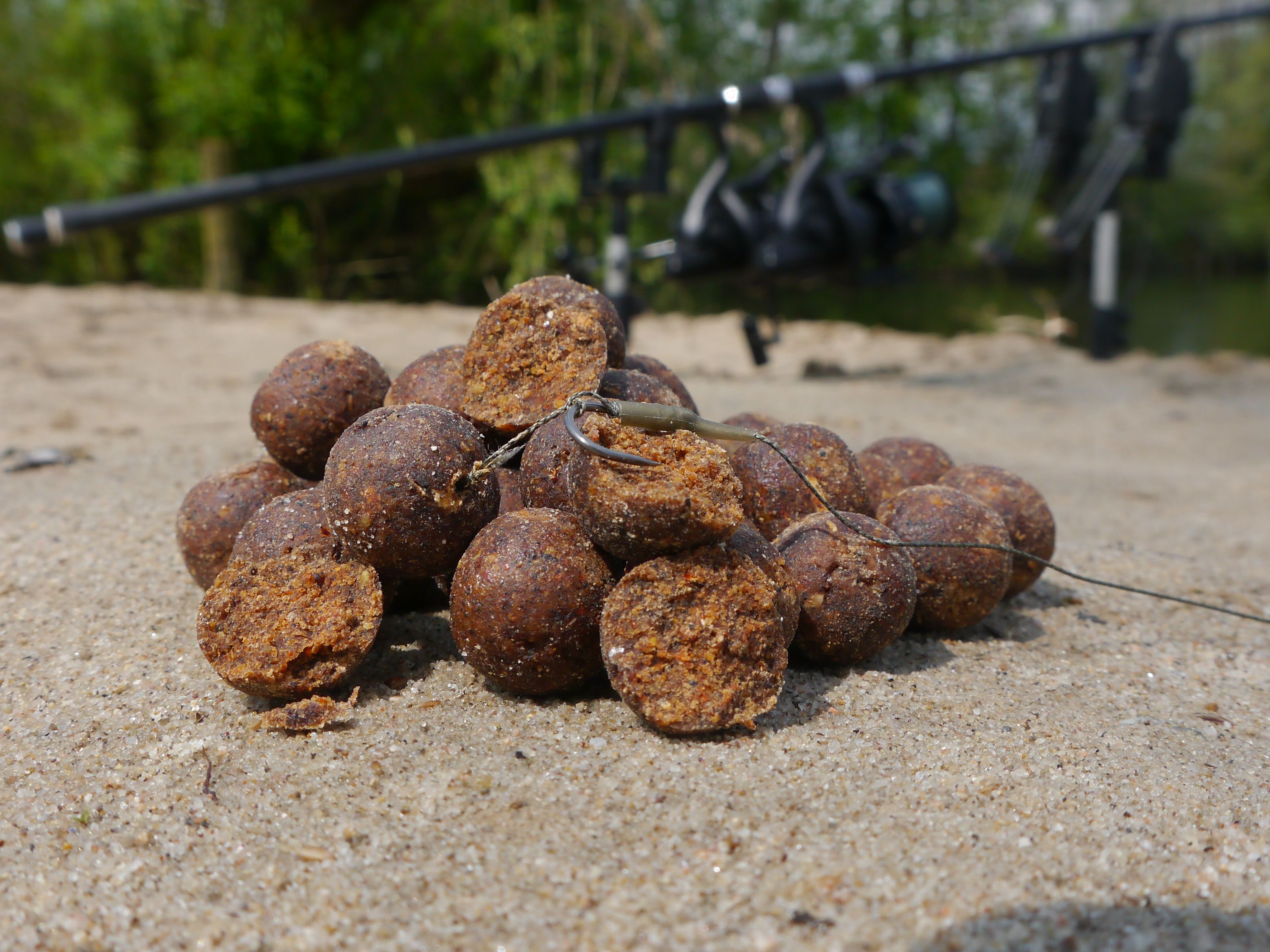 Black Tuna 2kg 20mm ( černý Tuňák) Performance
